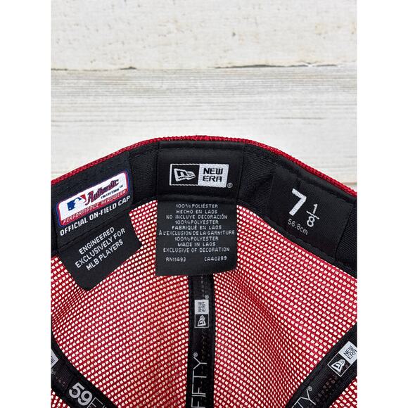 New Era 59Fifty Philadelphia Phillies Fitted Hat 7 1/8 Red MLB Baseball Cap NEW - Picture 4 of 5